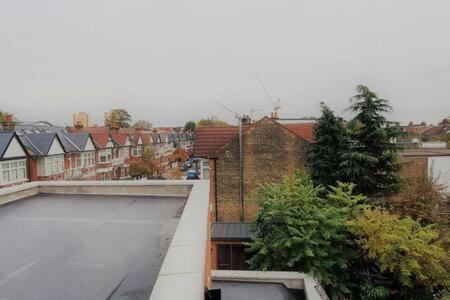 Modern Ealing Common Duplex London
