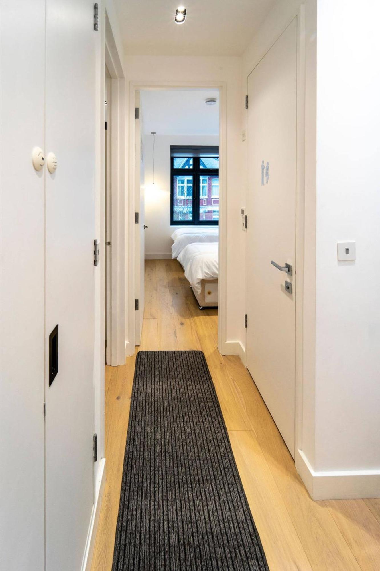 Modern Ealing Common Duplex Апартаменты *